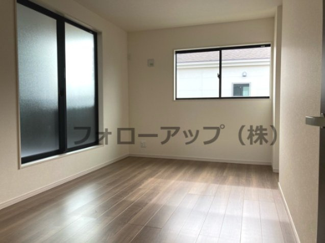リーブルガーデン天理市田井庄町4期の洋室|洋室です