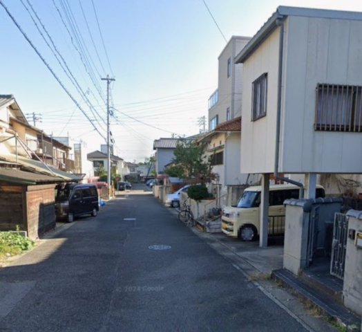 半田市瑞穂町4丁目の前面道路含む現地写真