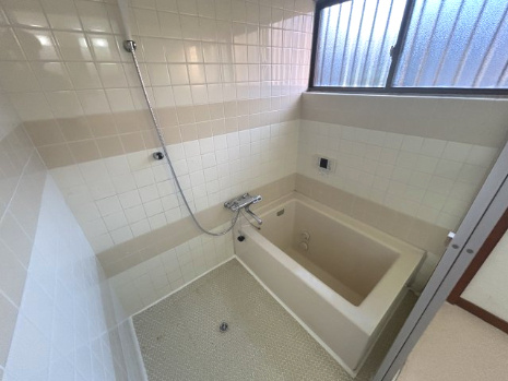 半田市瑞穂町4丁目の独立洗面台