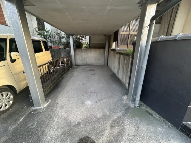 半田市瑞穂町4丁目の駐車場