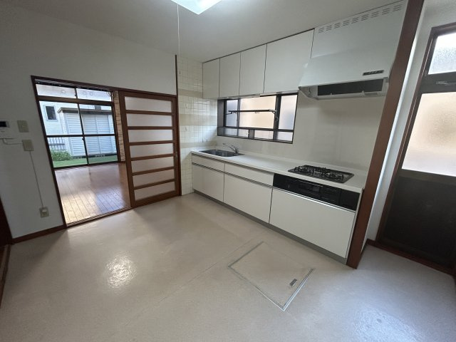半田市瑞穂町4丁目のキッチン