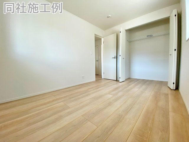 新築戸建　クレイドルガーデン曽我部町寺長縄手の洋室|同社施工例