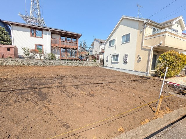 八王子市　富士見町　新築一戸建て　９期の外観|～京王八王子駅徒歩22分　騎亜八王子駅徒歩17分　太陽光パネル付き・並列3台駐車可能～