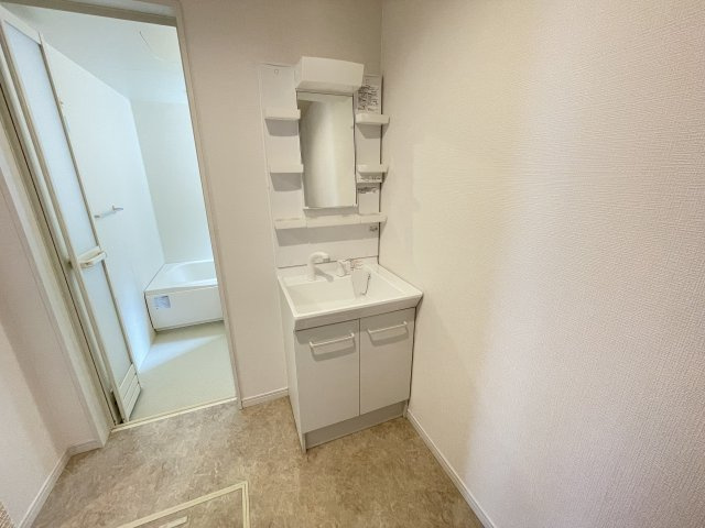 常滑市原松町２ＫＯＤＡＴＥＸⅣの独立洗面台|写真はイメージです。色仕様は現況優先になります。