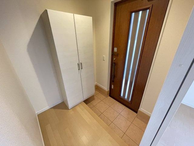 常滑市原松町２ＫＯＤＡＴＥＸⅣの玄関|写真はイメージです。色仕様は現況優先になります。