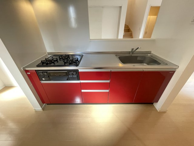 常滑市原松町２ＫＯＤＡＴＥＸⅣのキッチン|写真はイメージです。色仕様は現況優先になります。