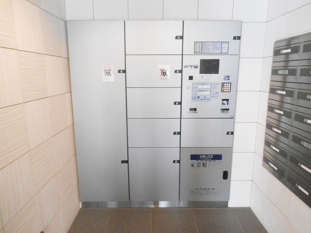 リステージ赤羽台ヒルトップテラスのその他共用部分|便利な宅配ＢＯＸ完備♪