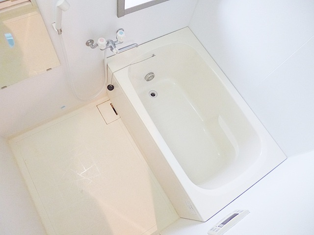 フェイムイッサの浴室|お風呂です。