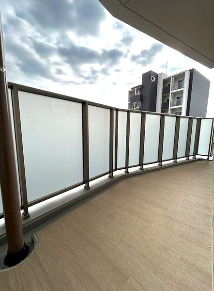 サンメゾン千種公園東のバルコニー