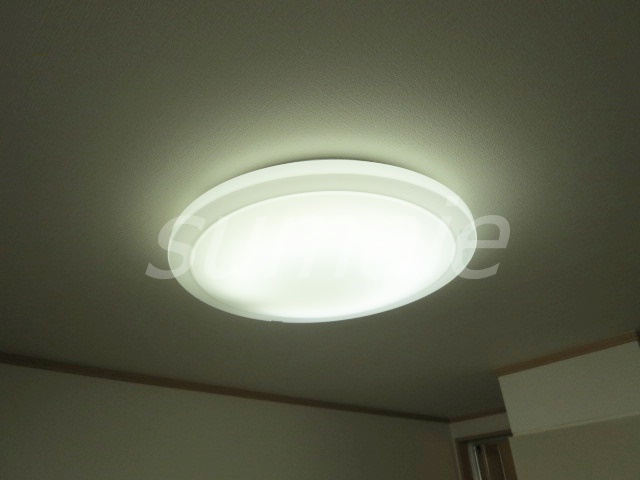 シャンテ十条仲原の設備|照明も付いてます♪