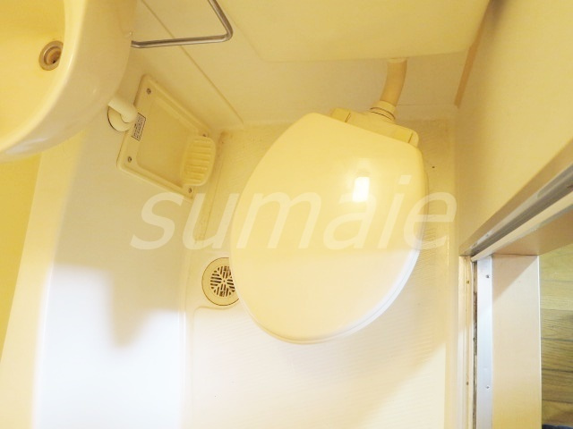 シャンテ十条仲原のトイレ|3点ユニットバスのトイレです☆