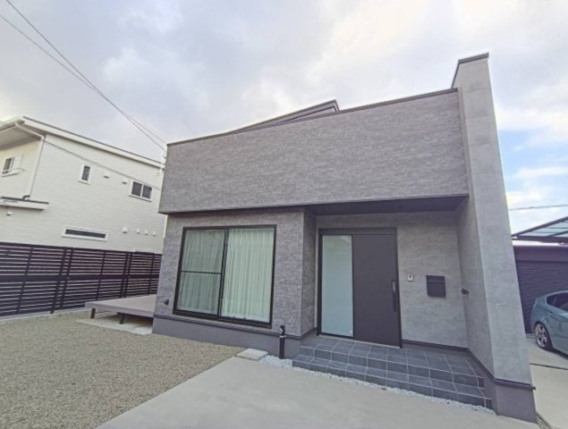 西条市小松町新屋敷の中古一戸建