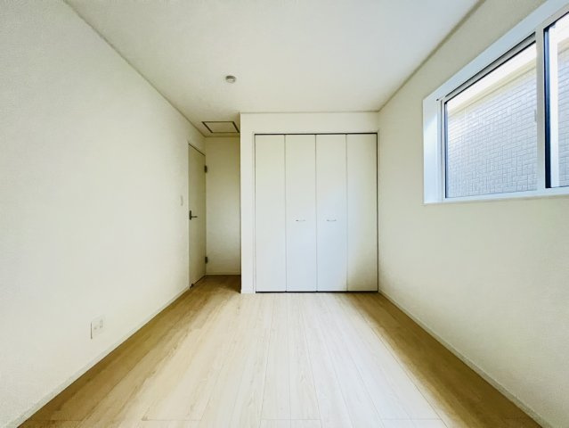 碧南市福清水町4丁目56番1の一部『仲介手数料無料』新築戸建ての洋室
