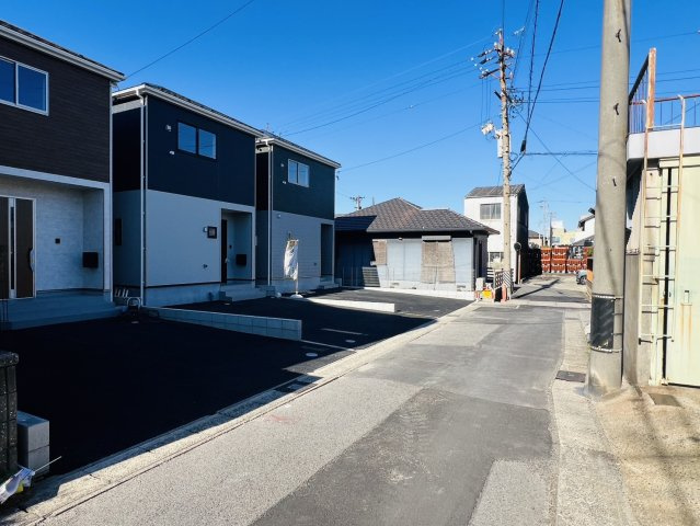 碧南市福清水町4丁目56番1の一部『仲介手数料無料』新築戸建ての前面道路含む現地写真
