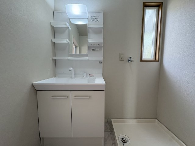 【洗面所】 | 藤原台南町5丁目戸建て | 藤原台南町戸建て(Good Home)