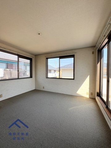 基山町けやき台２丁目　戸建ての洋室