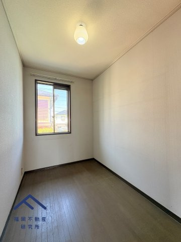 基山町けやき台２丁目　戸建ての洋室