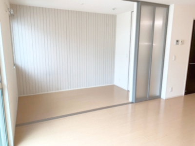 【居間・リビング】 | スカイコート津久野 | ※イメージ　同物件別号室の写真