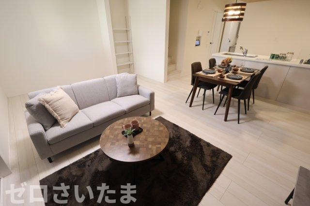 《仲介手数料無料》緑区松木３丁目13-3新築一戸建てリナージュの居間・リビング|LDK19帖