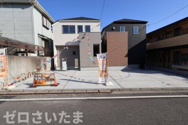 《仲介手数料無料》緑区松木３丁目13-3新築一戸建てリナージュの外観|並列で2台駐車できます。
