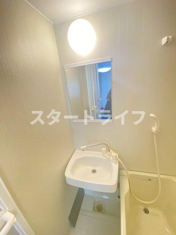 大阪市淀川区西中島６丁目の賃貸マンションの洗面所