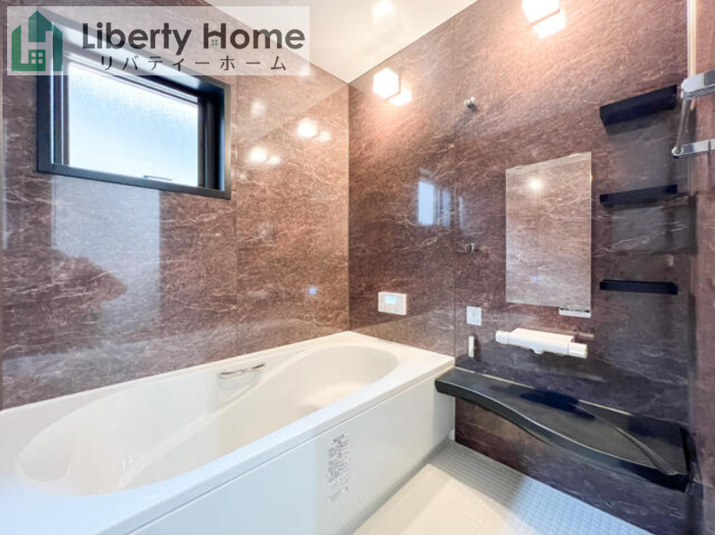 日立市小木津町　中古戸建の浴室