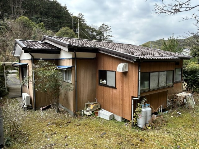 下田市　河内の外観|裏側から