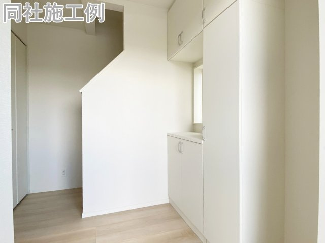 新築戸建　クレイドルガーデン曽我部町寺長縄手の玄関|同社施工例