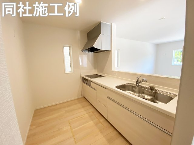 新築戸建　クレイドルガーデン曽我部町寺長縄手のキッチン|同社施工例