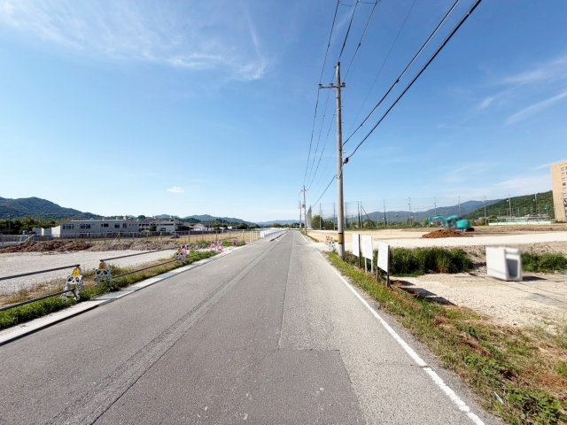 新築戸建　クレイドルガーデン曽我部町寺長縄手の前面道路含む現地写真|現地写真(5/14撮影)