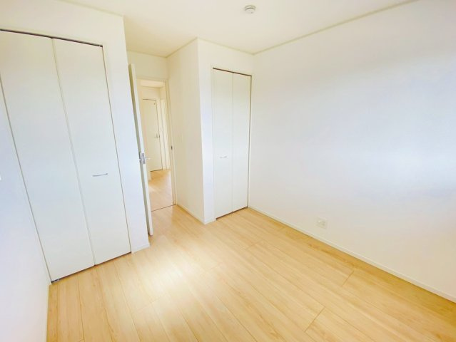 クレイドルガーデン／菊陽町津久礼第11／2号棟の洋室