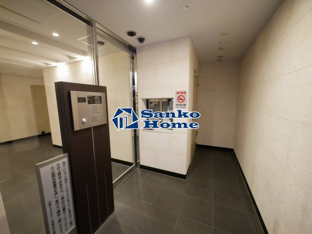 日神デュオステージ浅草松が谷のロビー