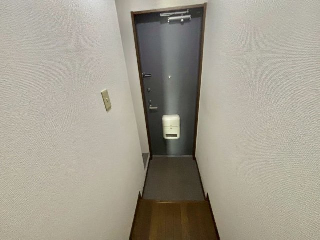 ウエストヴィラの玄関