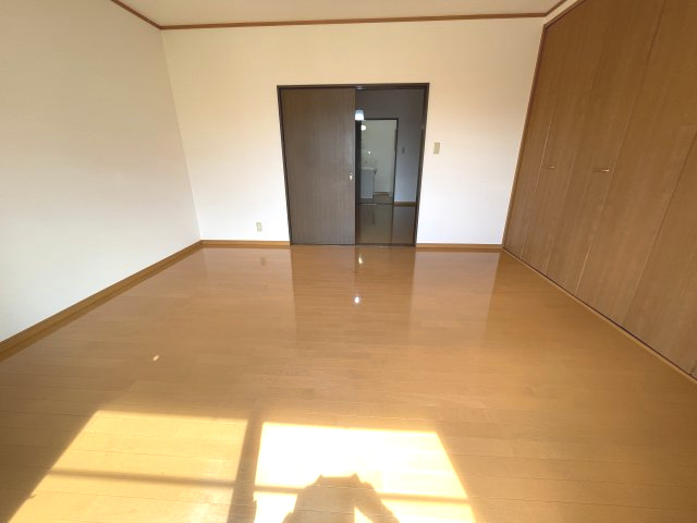 【寝室】