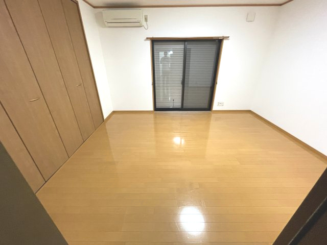 【寝室】