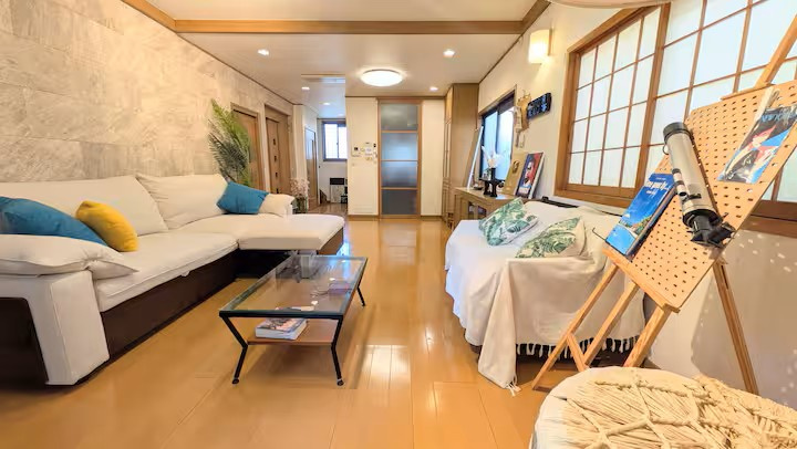 渋谷区東　中古戸建の居間・リビング