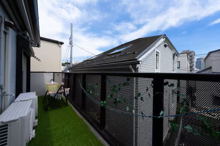 渋谷区東　中古戸建のバルコニー