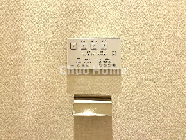 マークス亀戸の内装|【ウォシュレット】清潔に使いたいお手洗いには最適な設備です。もちろんウォームレットも標準装備です。