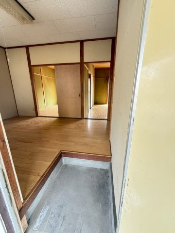石崎コーポの玄関
