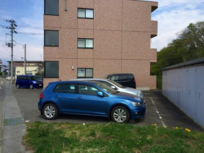 【駐車場】 | メゾン風の丘