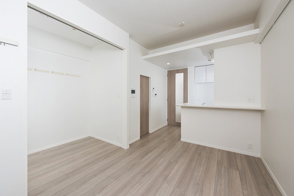 新品家具付きマンション東光16(KaGood福岡)の居間・リビング|※サイト内写真は反転になります。