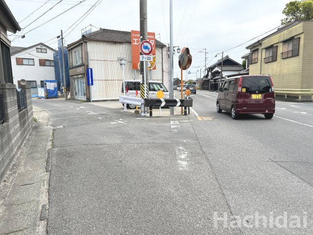 碧南第67棚尾本町　新築戸建＜2号棟＞の前面道路含む現地写真