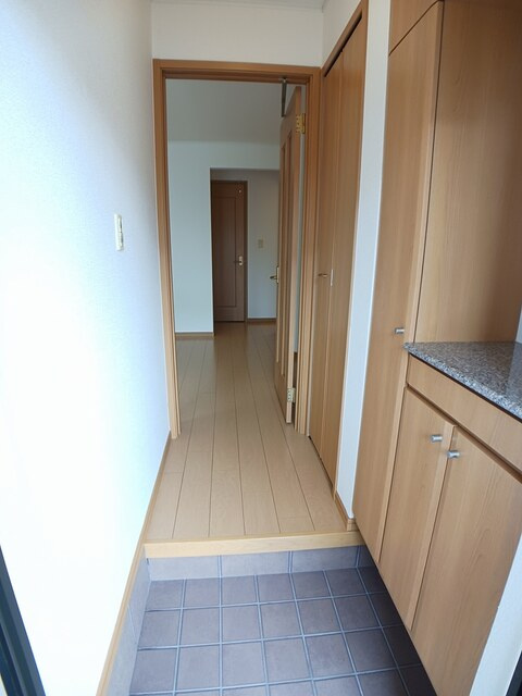 プラシード野中　Ｂの玄関