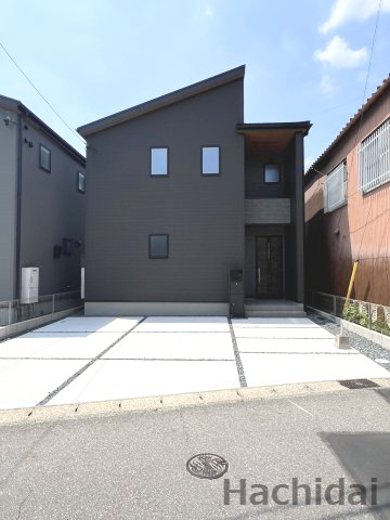 碧南第67棚尾本町　新築戸建＜1号棟＞の駐車場