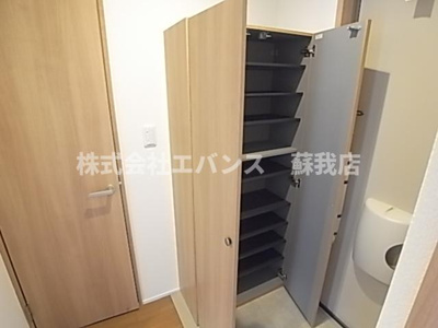 【エントランス】 | エルメゾンエイザ