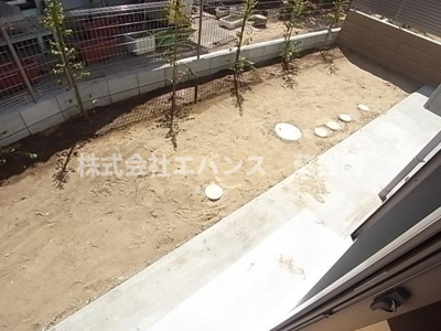 【バルコニー】 | エルメゾンエイザ