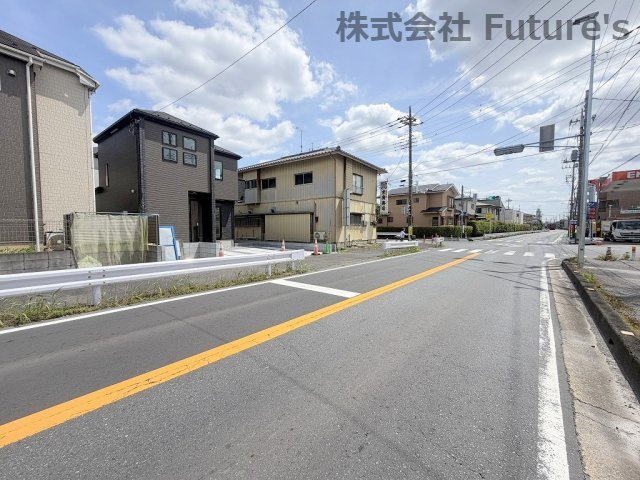 三郷市早稲田8丁目　新築戸建　全7棟　1号棟の前面道路含む現地写真|前面道路含む現地写真です。