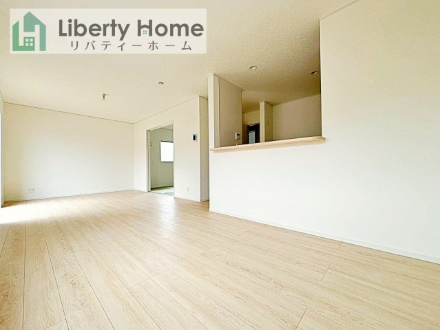 古河市関戸第1　新築戸建の居間・リビング