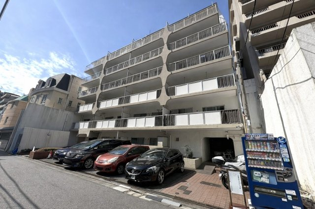 ロイヤルハイツ三田