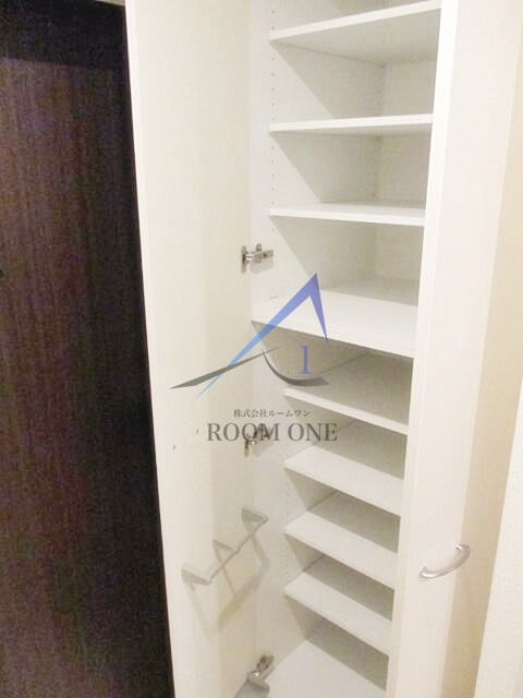 クレイシア両国カルミナの内装